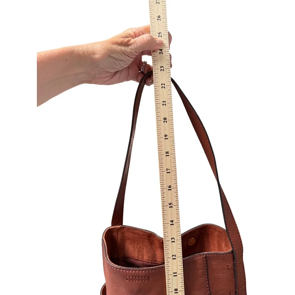 Frye Lena Hobo Bag Cognac Brown Leather Small Bucket Crossbody DB323